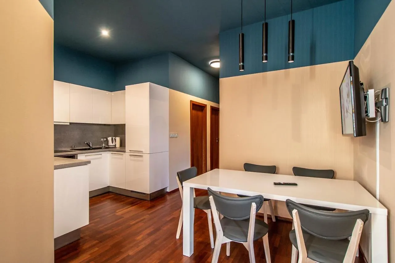 Wooden Design 2Bdr Apartment Near Eden Garden Praga