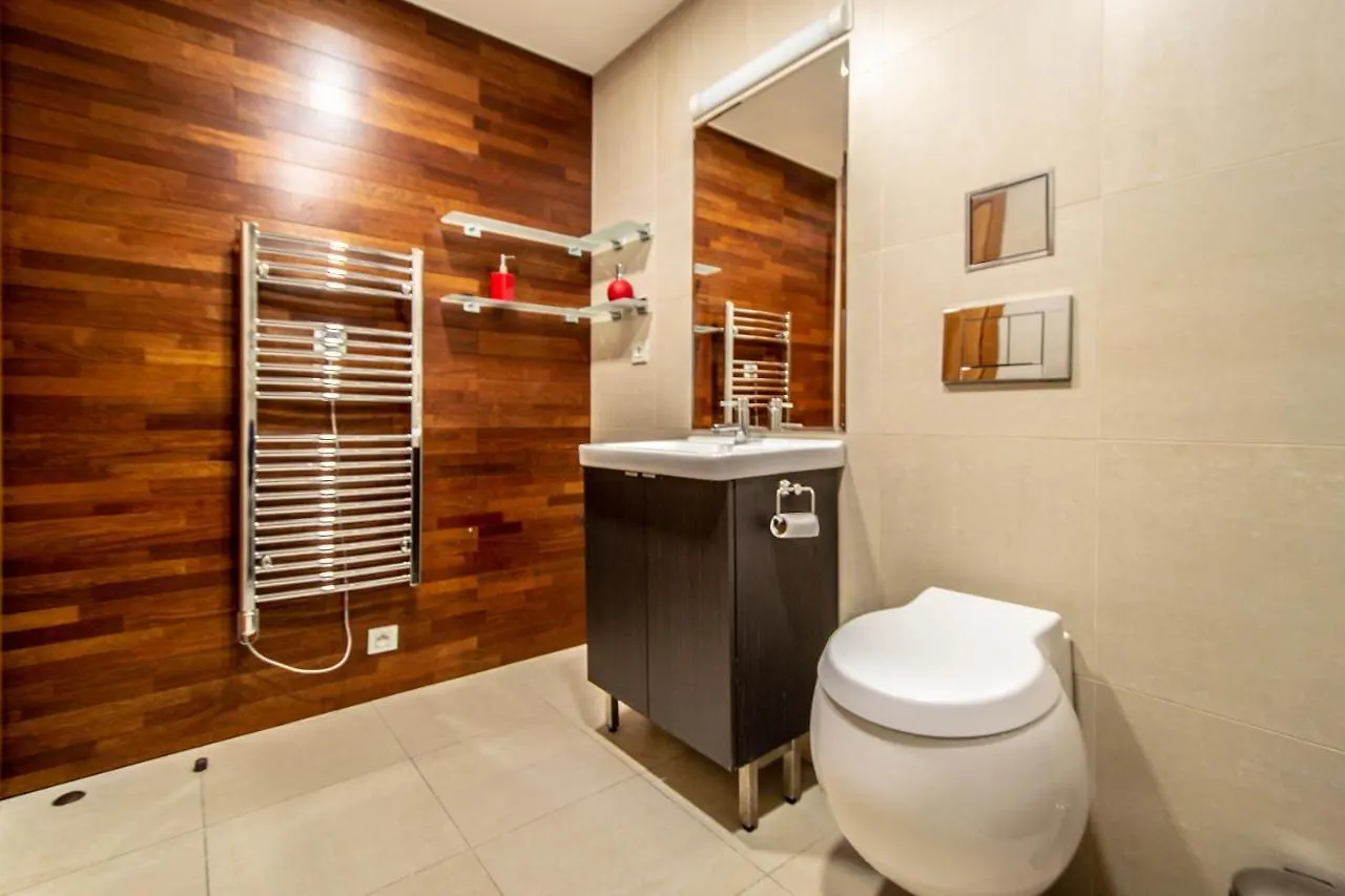 Wooden Design 2Bdr Apartment Near Eden Garden Prague