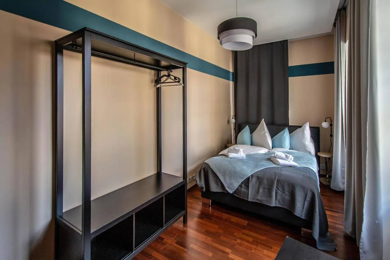 Wooden Design 2Bdr Apartment Near Eden Garden Prague 0*,