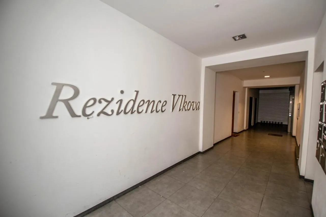 Wooden Design 2Bdr Apartment Near Eden Garden Prague
