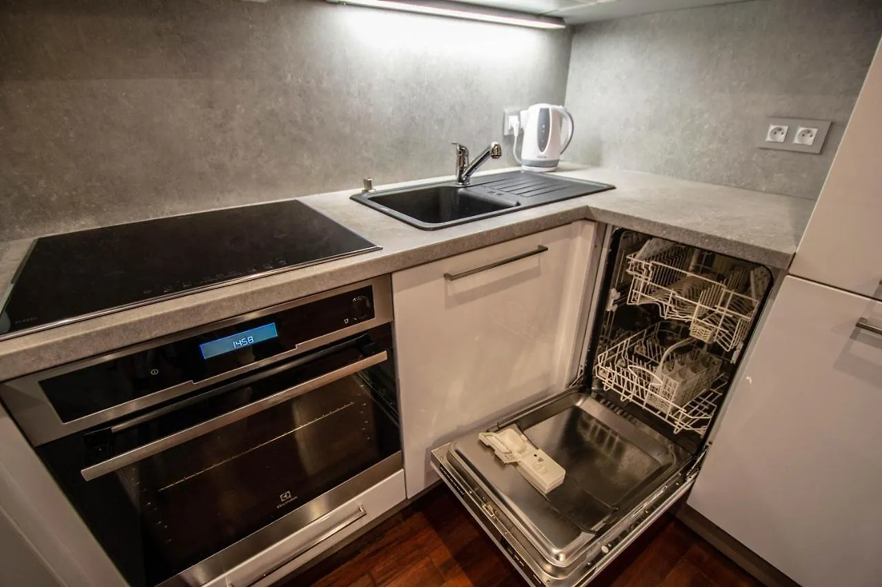 Wooden Design 2Bdr Apartment Near Eden Garden Prague