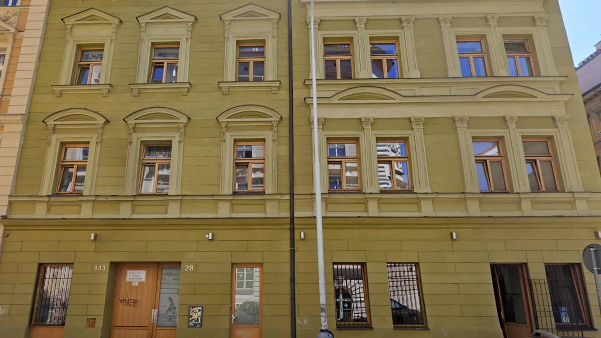 Wooden Design 2Bdr Apartment Near Eden Garden Prague